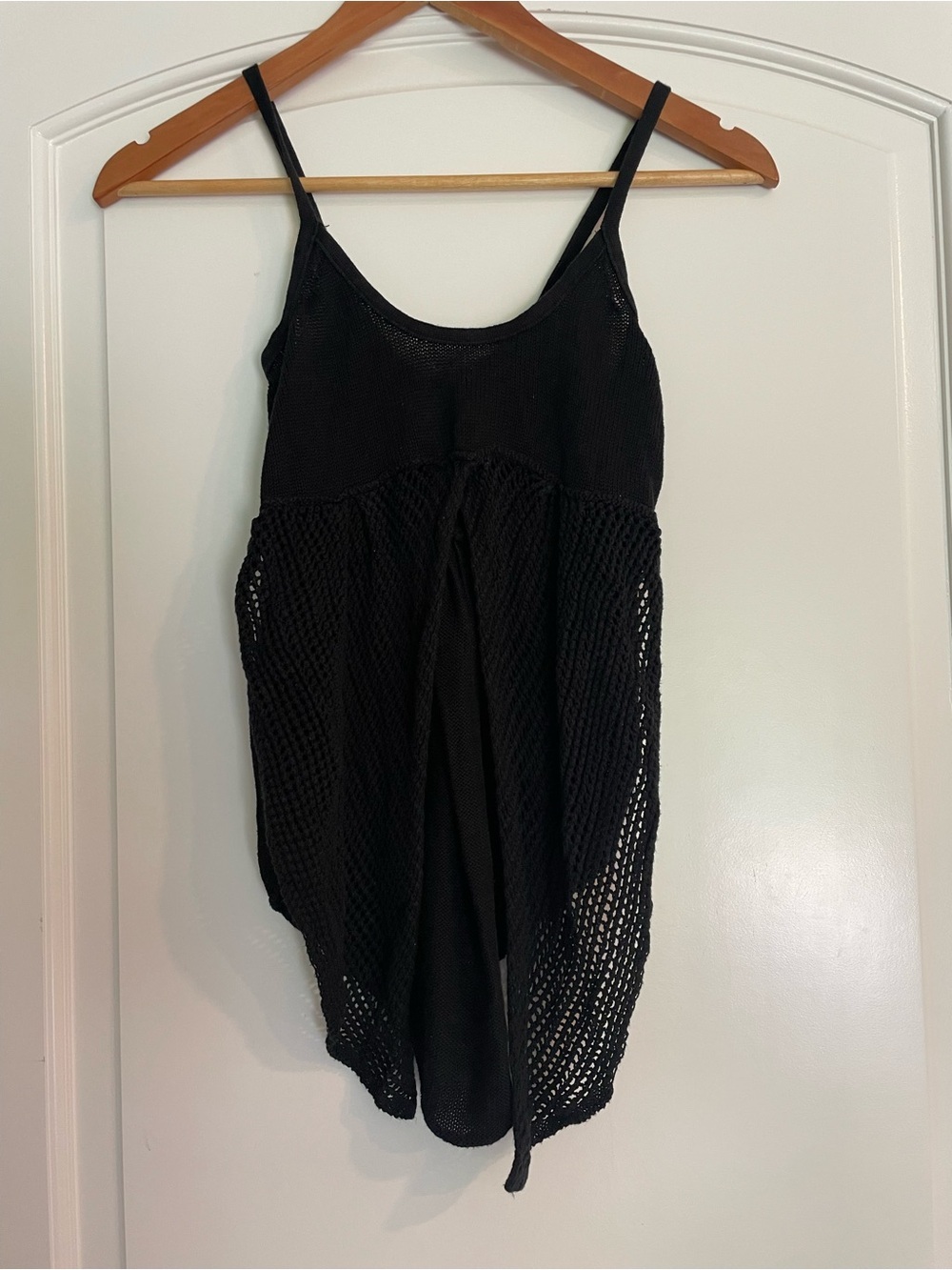 Urban Outfitters Black Knit Crewneck Knit Tank Size XS